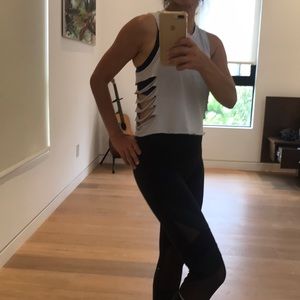 Selling Alo cropped top XS